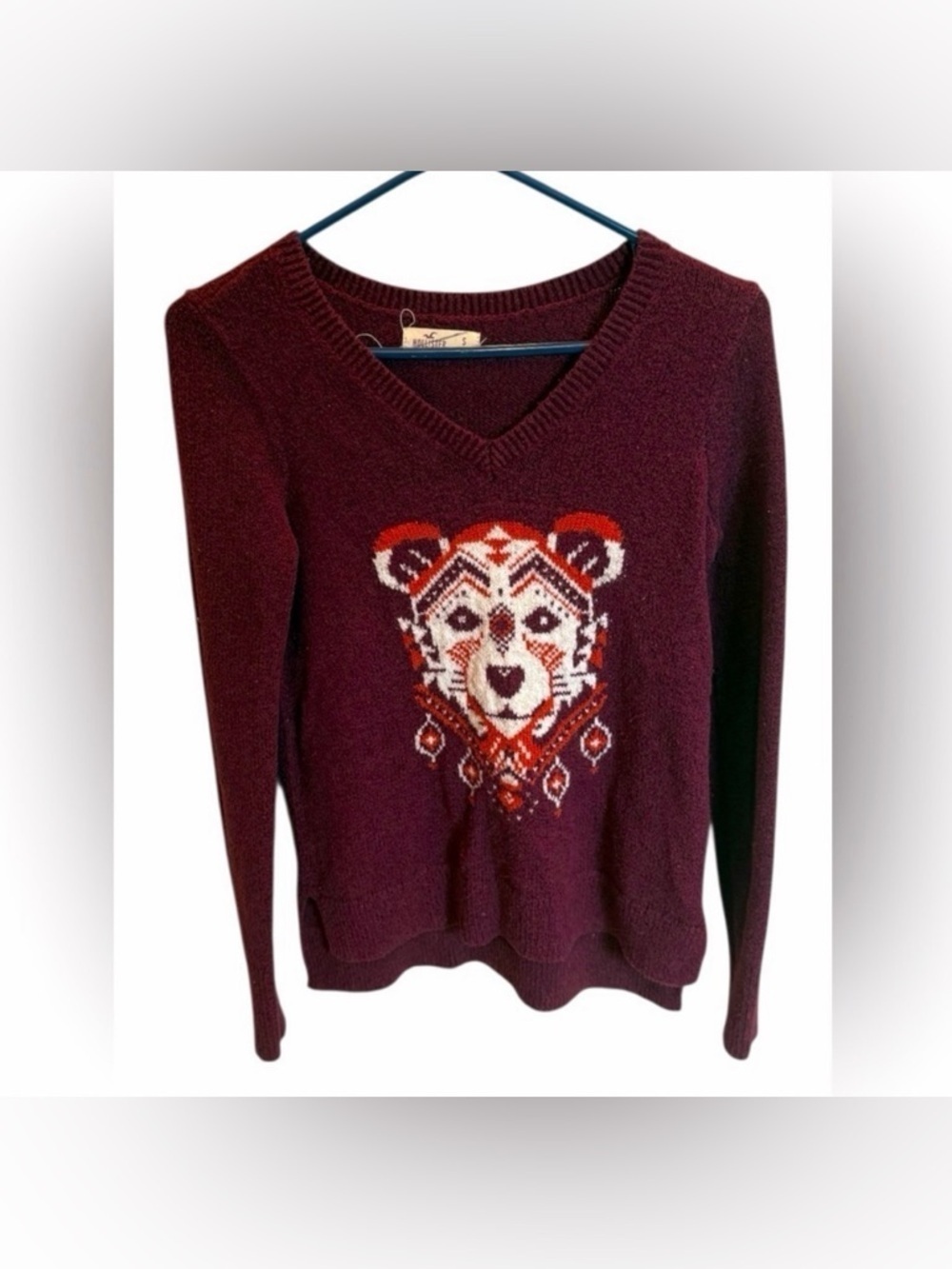Hollister Womens V-neck Pullover Sweater Bear Maroon Orange Size Small